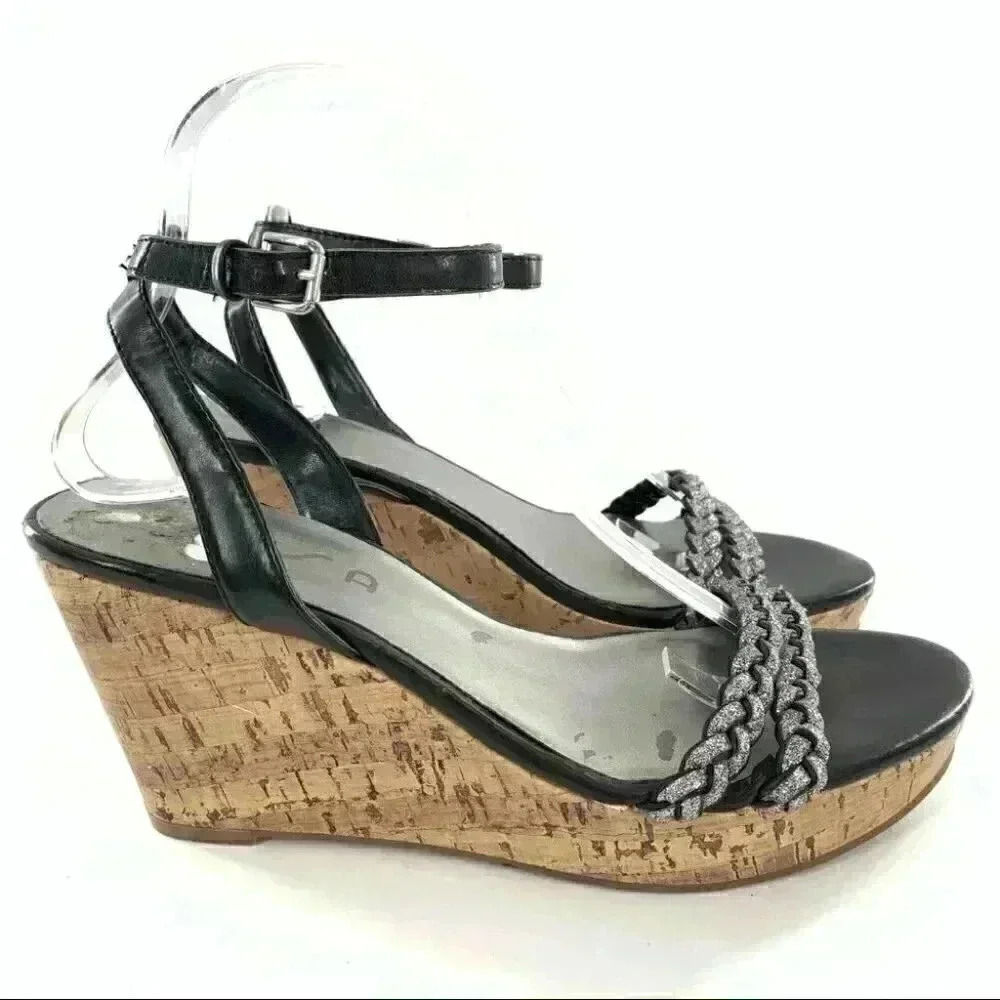Unisa sandals 9.5 Unkylia black faux leather braided faux cork wedge platforms